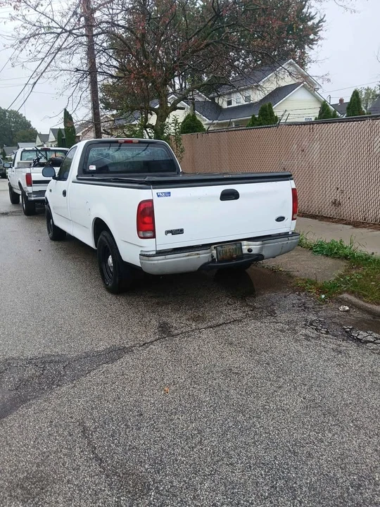 2000 Ford F-150 10th Gen - Image 2 of 7