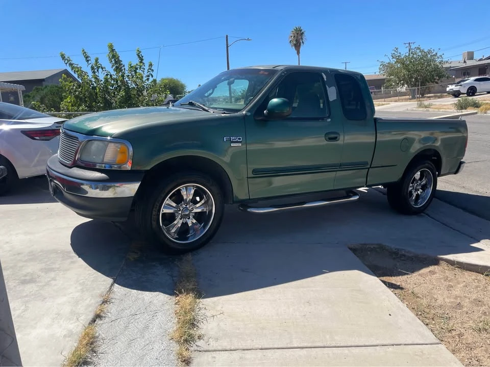 2000 Ford F-150 10th Gen - Image 2 of 6