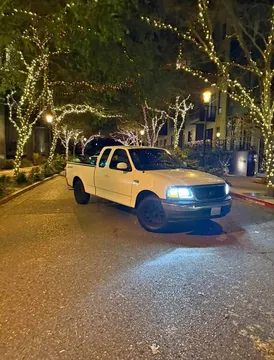 2000 Ford F-150 FX2
