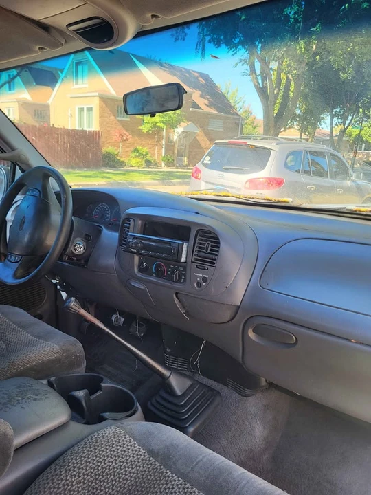2000 Ford F-150 10th Gen - Image 6 of 9