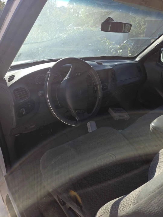 2000 Ford F-150 10th Gen - Image 5 of 8