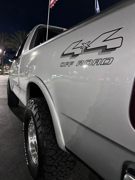 2000 Ford F-150 10th Gen - Image 4 of 8