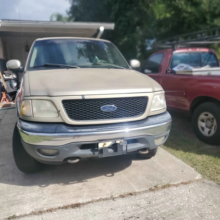 2000 Ford F-150 10th Gen - Image 2 of 5
