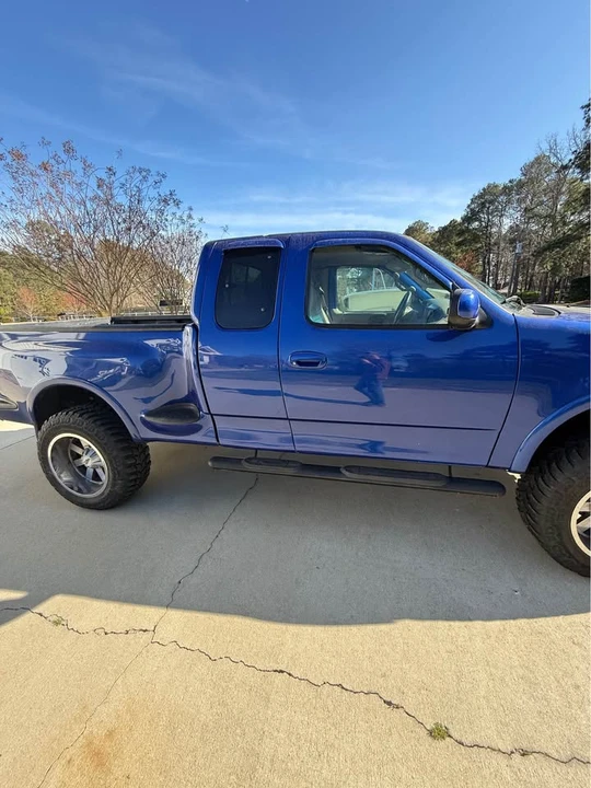 2000 Ford F-150 10th Gen - Image 5 of 12