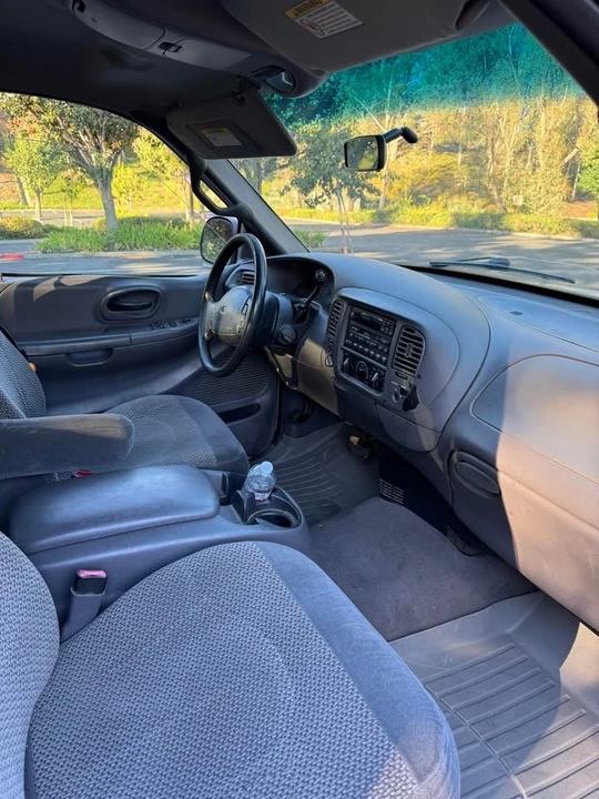 2000 Ford F-150 10th Gen - Image 8 of 13