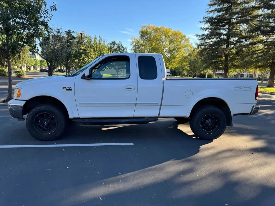 2000 Ford F-150 10th Gen - Image 3 of 13