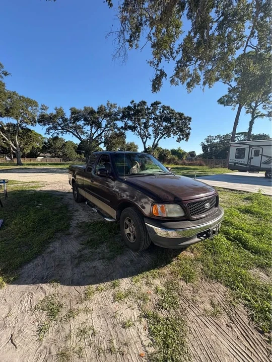 2000 Ford F-150 10th Gen - Image 2 of 20