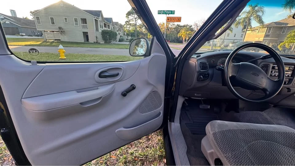 2000 Ford F-150 10th Gen - Image 12 of 16
