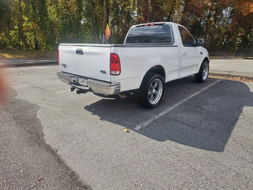 2000 Ford F-150 10th Gen - Image 5 of 15