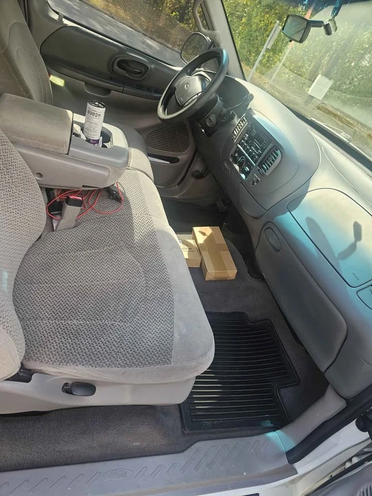 2000 Ford F-150 10th Gen - Image 13 of 15