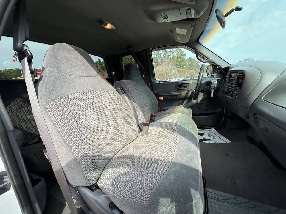 2000 Ford F-150 10th Gen - Image 13 of 19
