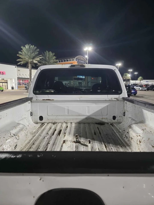 2000 Ford Super Duty 1st Gen - Image 4 of 17