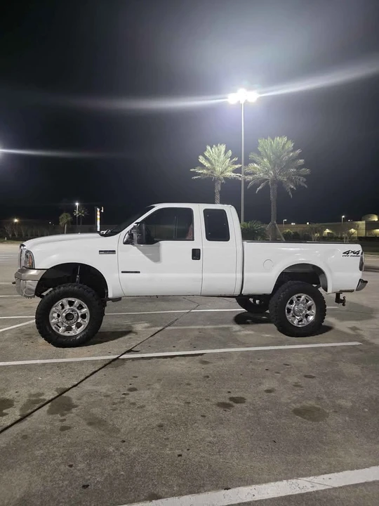 2000 Ford Super Duty 1st Gen - Image 6 of 17