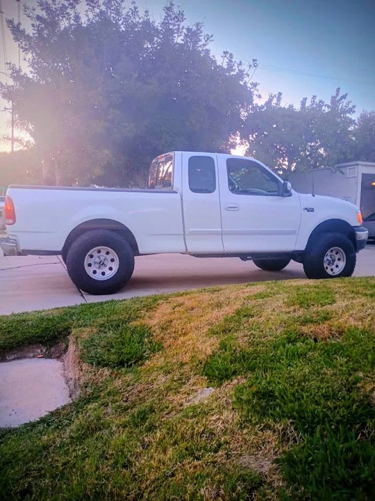 2000 Ford F-150 10th Gen - Image 3 of 8