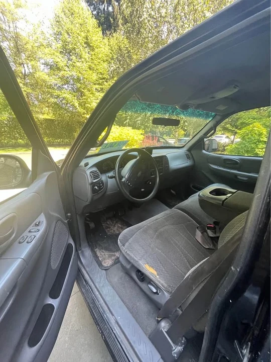 2000 Ford F-150 10th Gen - Image 5 of 9
