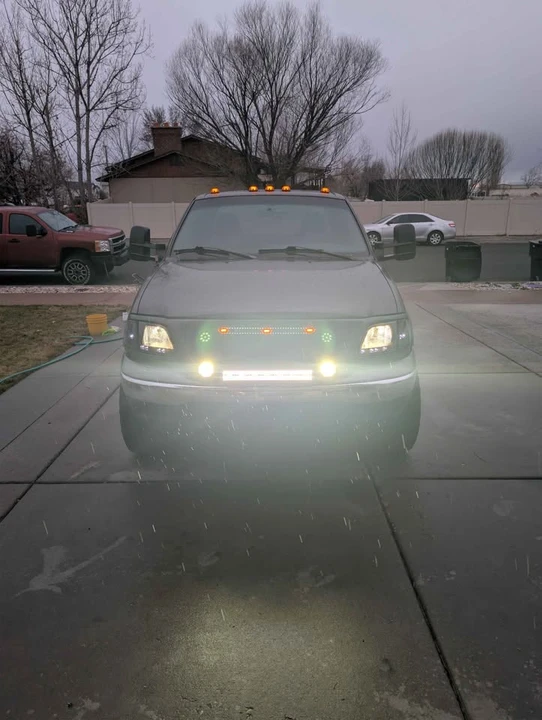 2000 Ford F-150 10th Gen - Image 9 of 12