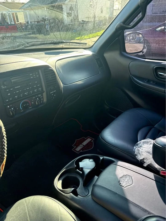 2000 Ford F-150 10th Gen - Image 8 of 20