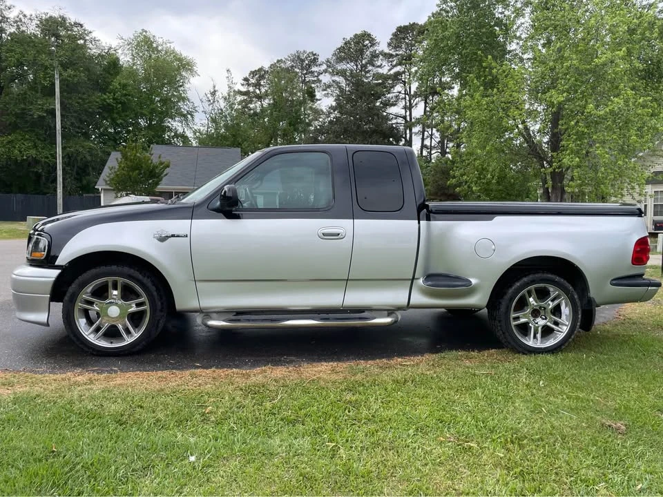 2000 Ford F-150 10th Gen - Image 2 of 8
