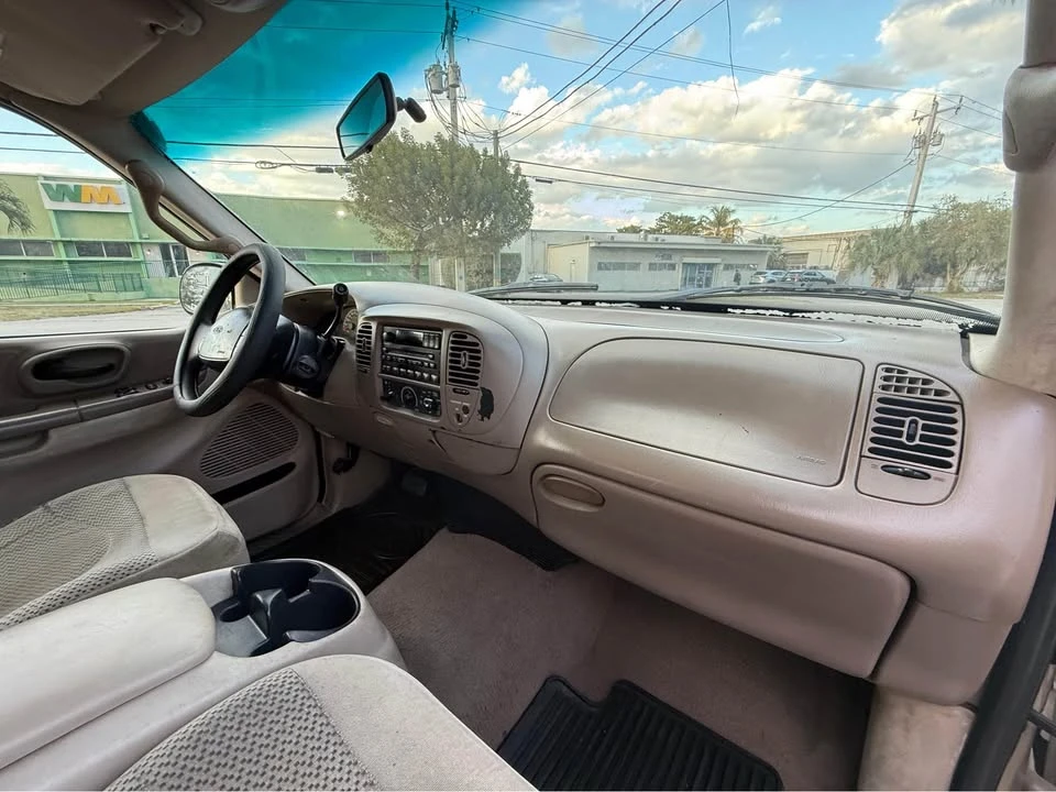 2000 Ford F-150 10th Gen - Image 5 of 12