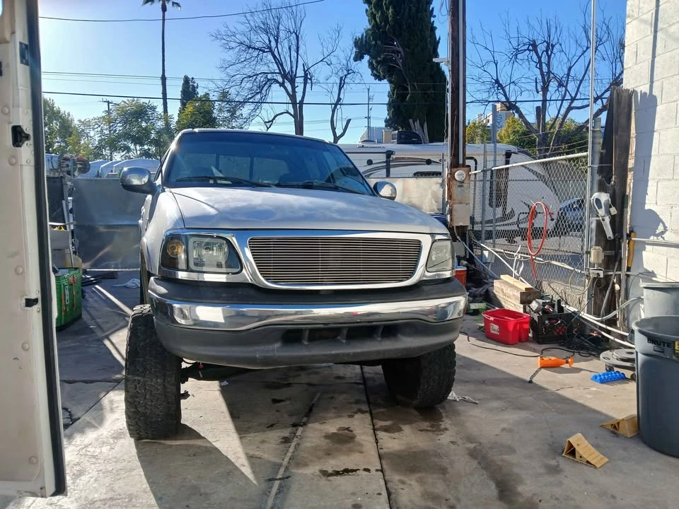 2000 Ford F-150 10th Gen - Image 3 of 14