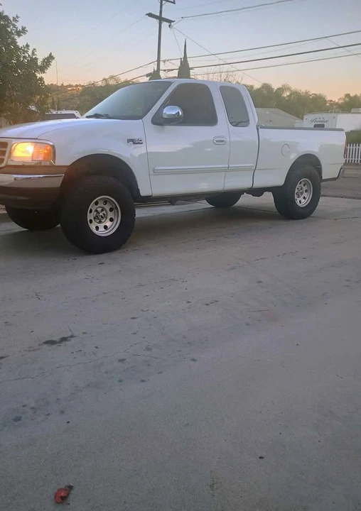 2000 Ford F-150 10th Gen - Image 6 of 11