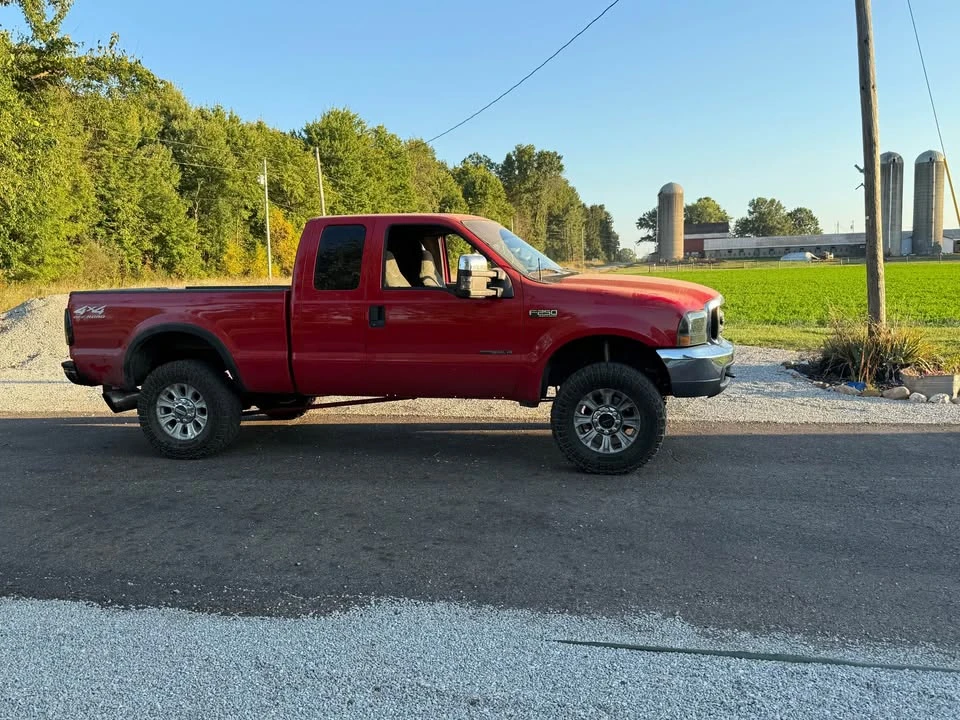 2000 Ford Super Duty 1st Gen - Image 11 of 13