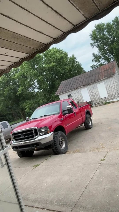 2000 Ford Super Duty 1st Gen - Image 8 of 13