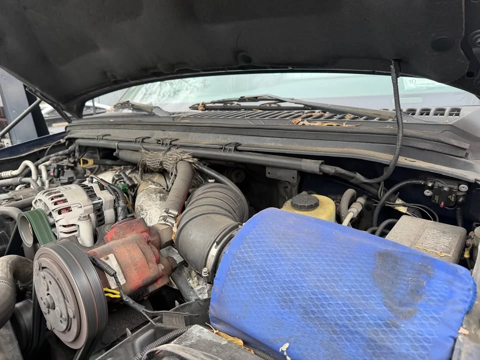 2000 Ford Super Duty 1st Gen - Image 7 of 17