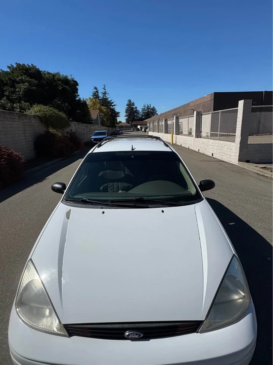 2000 Ford Focus 1st Gen - Image 5 of 6