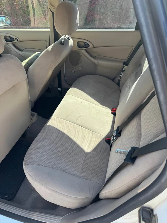 2000 Ford Focus 1st Gen - Image 6 of 6