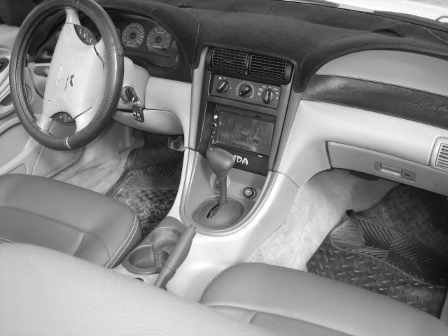 2000 Ford GT 1st Gen - Image 7 of 16