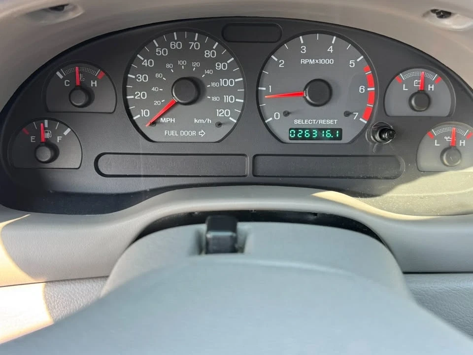 2000 Ford SN95 Mustang - Image 10 of 11