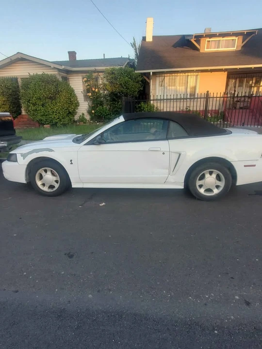 2000 Ford SN95 Mustang - Image 4 of 6
