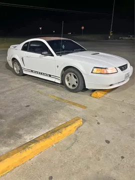 2000 Ford Mustang
