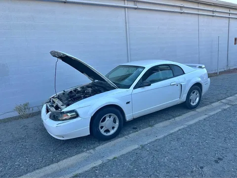 2000 Ford Mustang GT