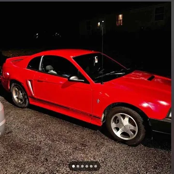 2000 Ford Mustang