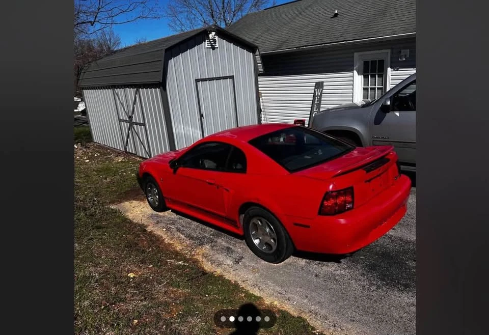 2000 Ford SN95 Mustang - Image 2 of 2