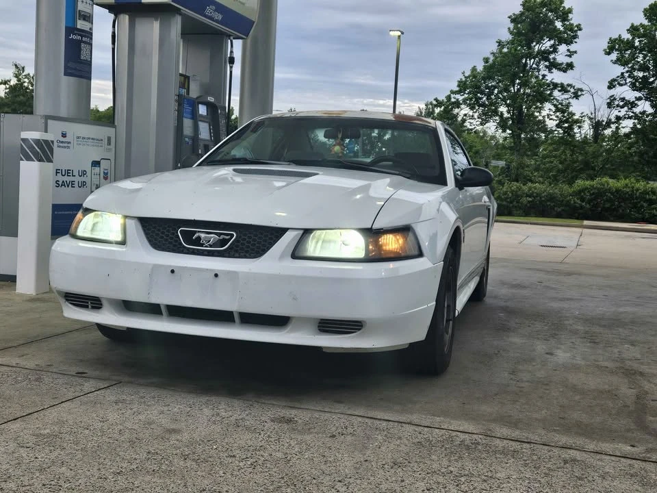 2000 Ford SN95 Mustang - Image 2 of 6