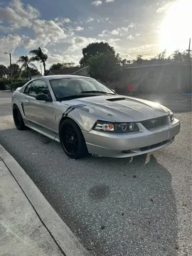 2000 Ford Mustang