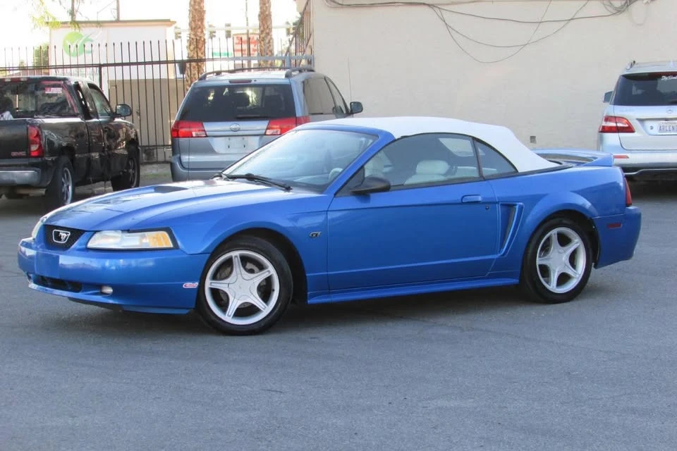 2000 Ford SN95 Mustang - Image 5 of 20