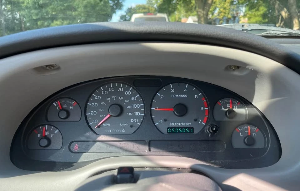 2000 Ford SN95 Mustang - Image 2 of 5