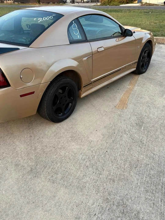 2000 Ford SN95 Mustang - Image 5 of 6