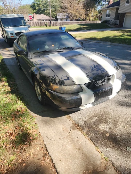 2000 Ford SN95 Mustang - Image 2 of 3