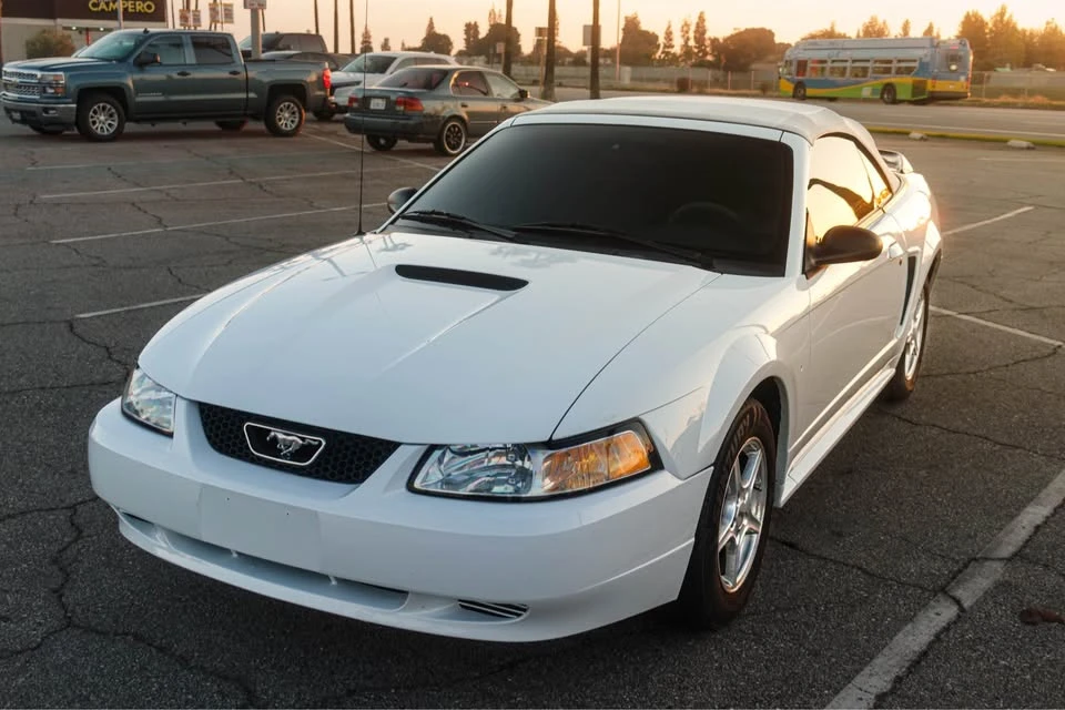 2000 Ford SN95 Mustang - Image 2 of 10