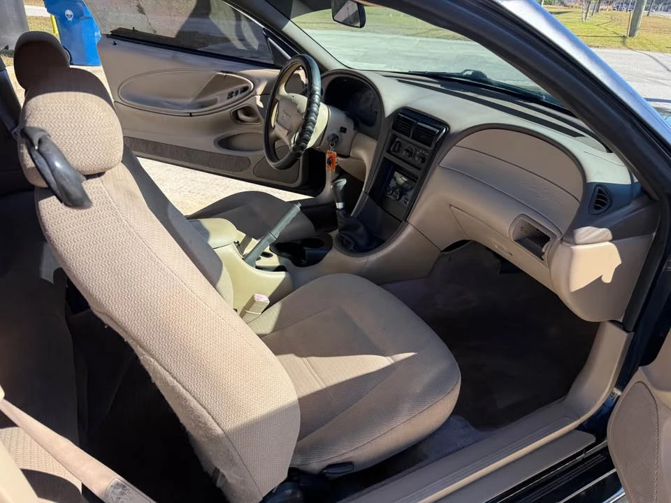 2000 Ford SN95 Mustang - Image 8 of 12