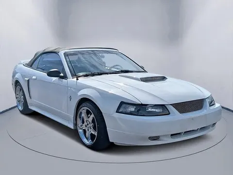 2000 Ford Mustang