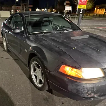 2000 Ford Mustang