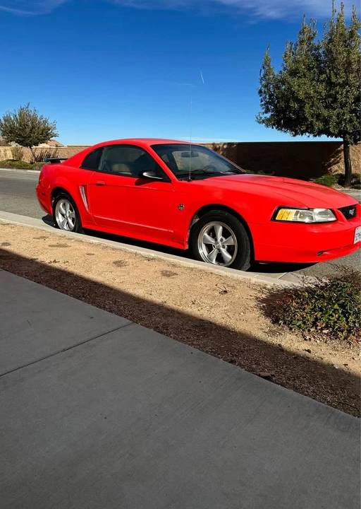 2000 Ford SN95 Mustang - Image 2 of 10