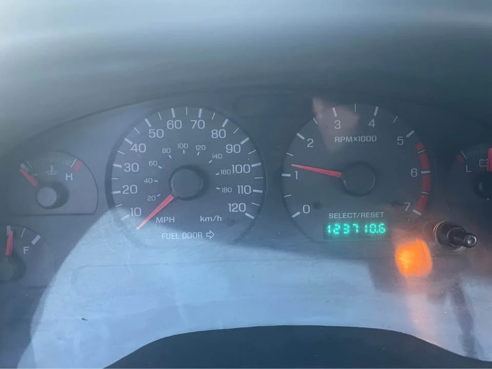 2000 Ford SN95 Mustang - Image 11 of 11