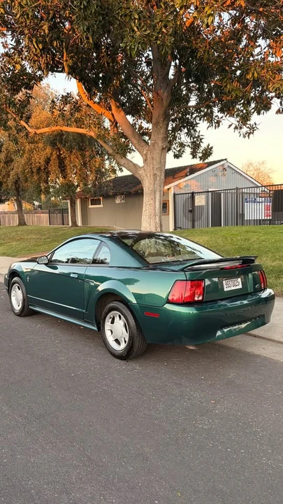 2000 Ford SN95 Mustang - Image 2 of 6